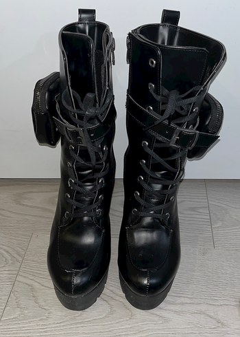 40 Beden Kadın Siyah Deri Gotik Platform Topuklu Bot