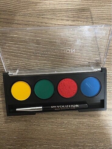 Revolution revolution renkli eyeliner paleti