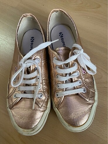 Superga ayakkabı