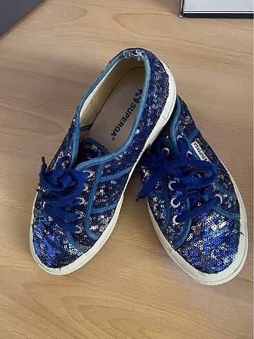 Superga ayakkabı