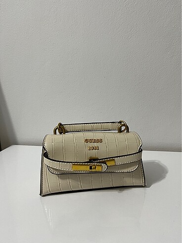 Guess Guess çanta