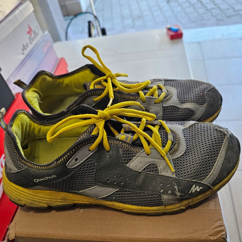 Quechua Gri Outdoor Ayakkabılar Sarı Bağcıklı - Görsel 2