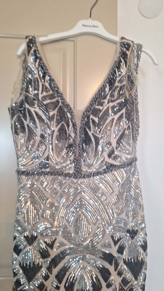 Dantel Detaylı V Yakalı Uzun Gri Abiye - Görsel 4