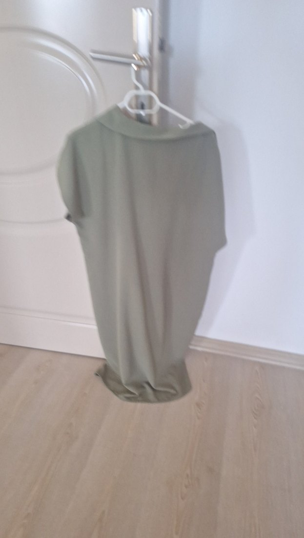 Güneşkızı haki polo yaka  Midi Elbise - Görsel 5