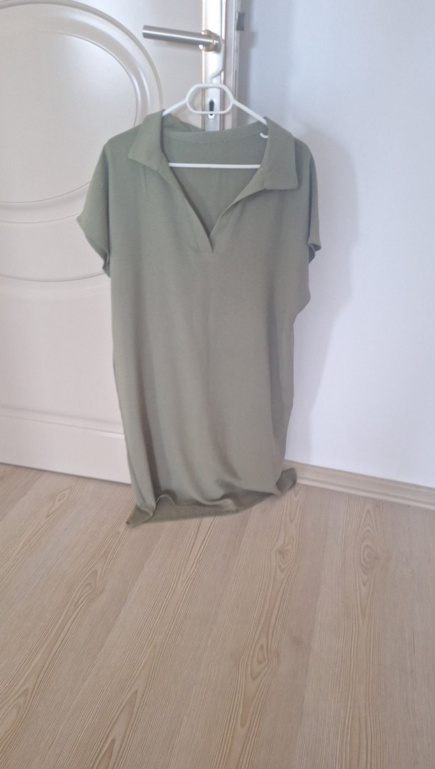 Güneşkızı haki polo yaka  Midi Elbise - Görsel 2