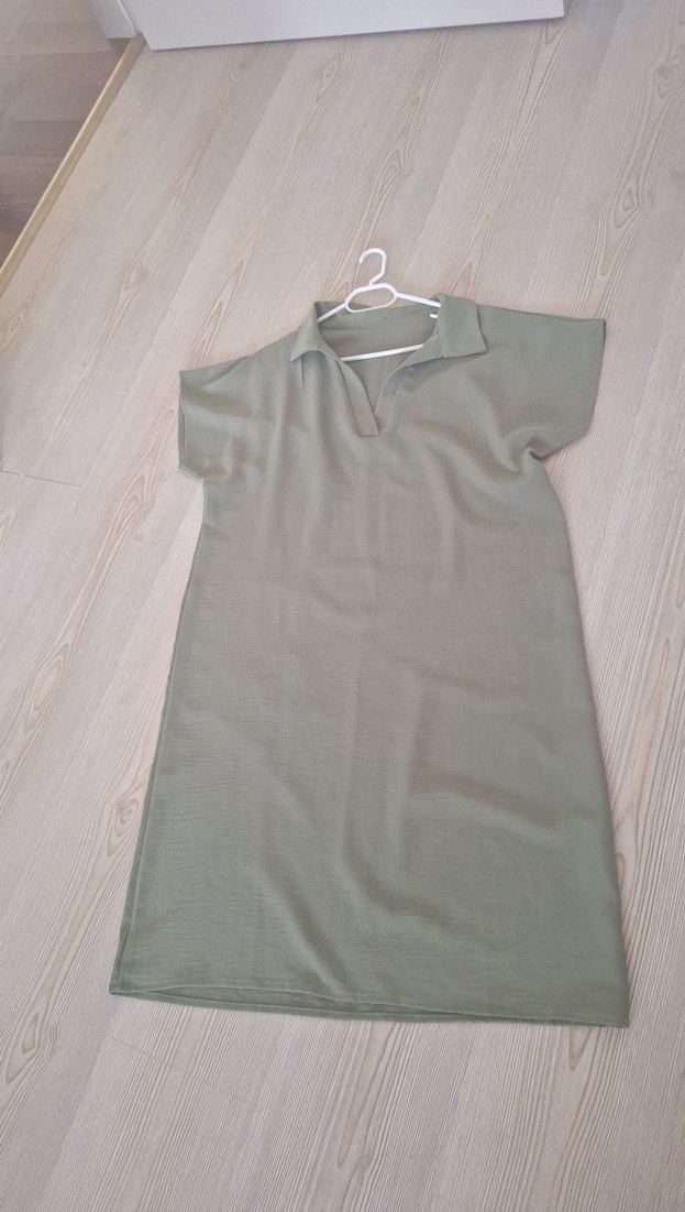 Güneşkızı haki polo yaka  Midi Elbise - Görsel 4