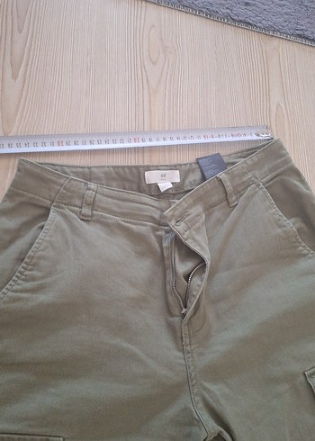 HM marka haki kargo pantolon - Görsel 2