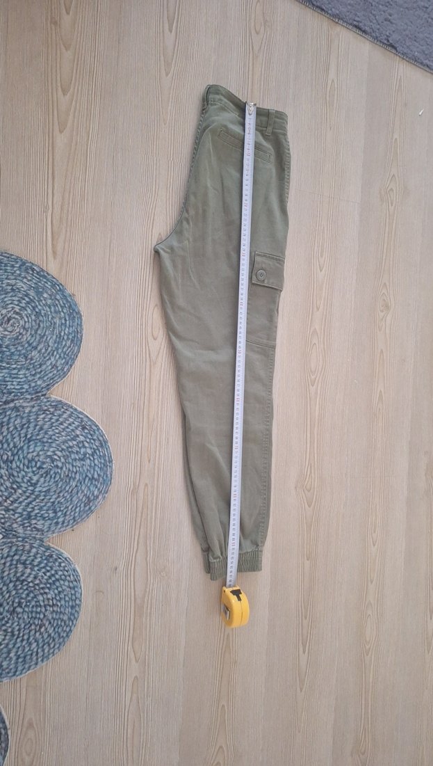 HM marka haki kargo pantolon - Görsel 3