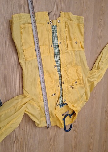 KotonSarı Mini Düğmeli yağmurluk rüzgarlık - Görsel 5