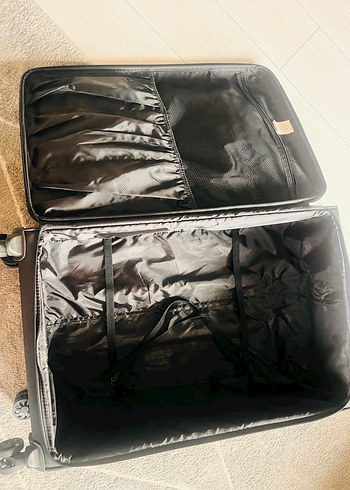 Siyah Valiz PRİİMARK marka - Görsel 2