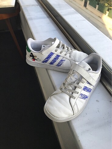 Adidas marka Mickey çocuk ayakkabı