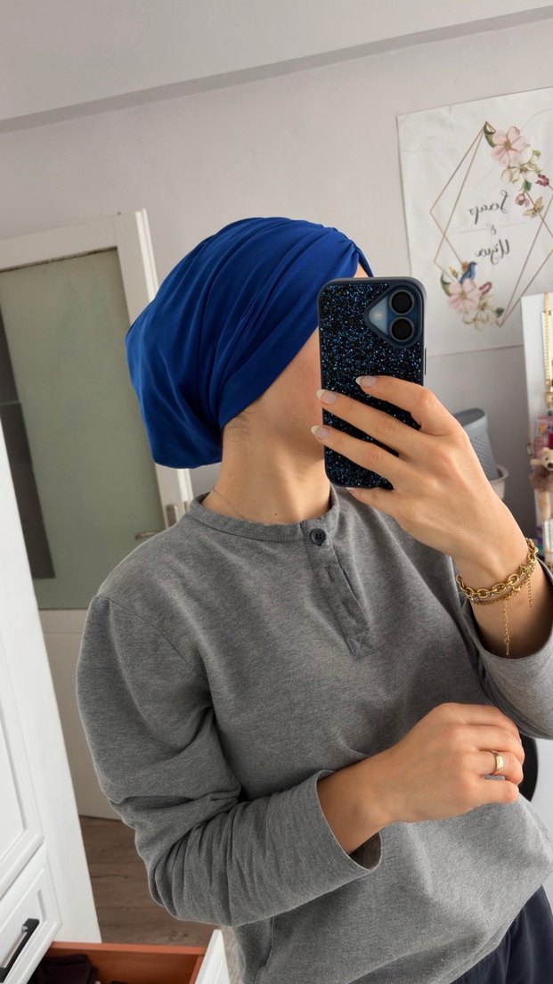 Dolgusuz salaş büzgülü bone tesettür - Görsel 2