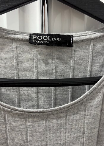 Gri Kısa Kollu Pilili Erkek Tişört - Görsel 2