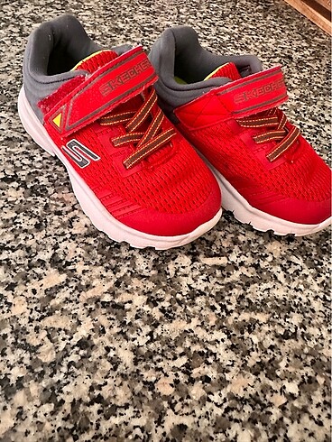 SKECHERS ÇOCUK AYAKKABISI