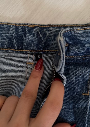 Kadın Koyu Mavi Pileli Mini Denim Şort - Görsel 3