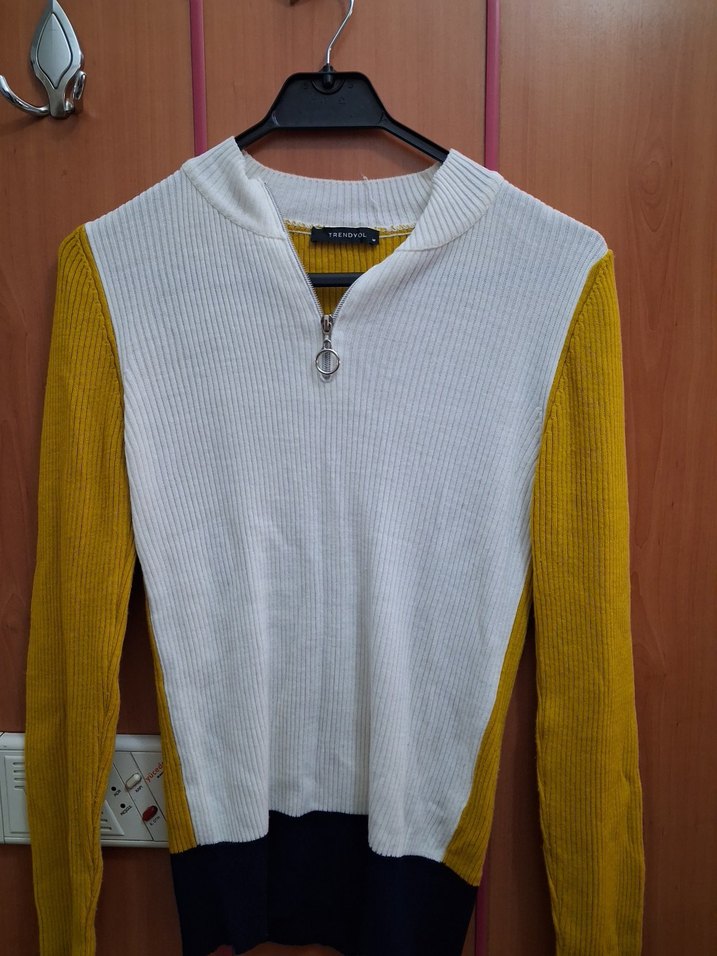 Sarı Beyaz Yuvarlak Yaka Triko Kadın Kazak - Görsel 2