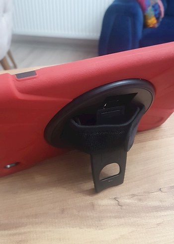 Beden Kırmızı Koruyucu Tablet Kılıfı