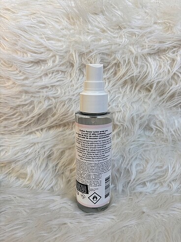  Beden Renk Sephora Cotton Flower Vücut spreyi