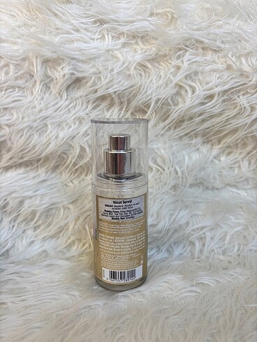  Beden Bath And Body Works Snowflake & Cashmere Vücut spreyi