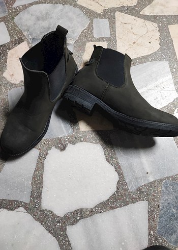 Gri Süet Tokalı Kadın Botu - Görsel 3