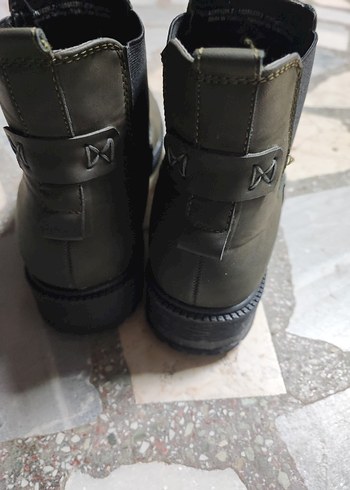 Gri Süet Tokalı Kadın Botu - Görsel 4