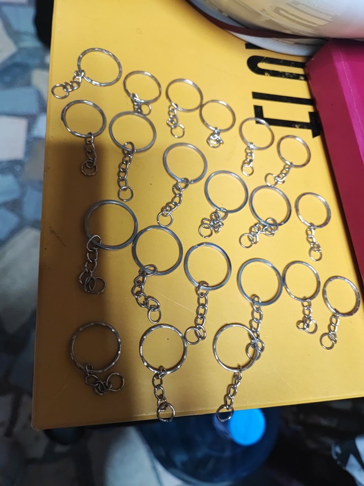 Altın Zincir Detaylı Kadın Anahtarlık - Görsel 5