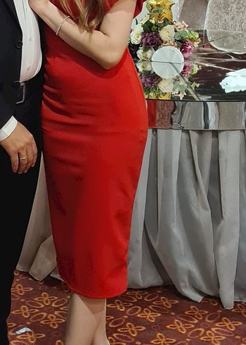 V Yaka Kırmızı Drapeli Kalem Elbise - Görsel 2