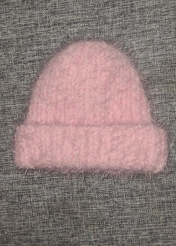 beyaz buklet pembe tüylü bere - Görsel 2