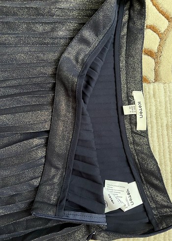 Parlak haki Pilili midi boy etek - Görsel 2