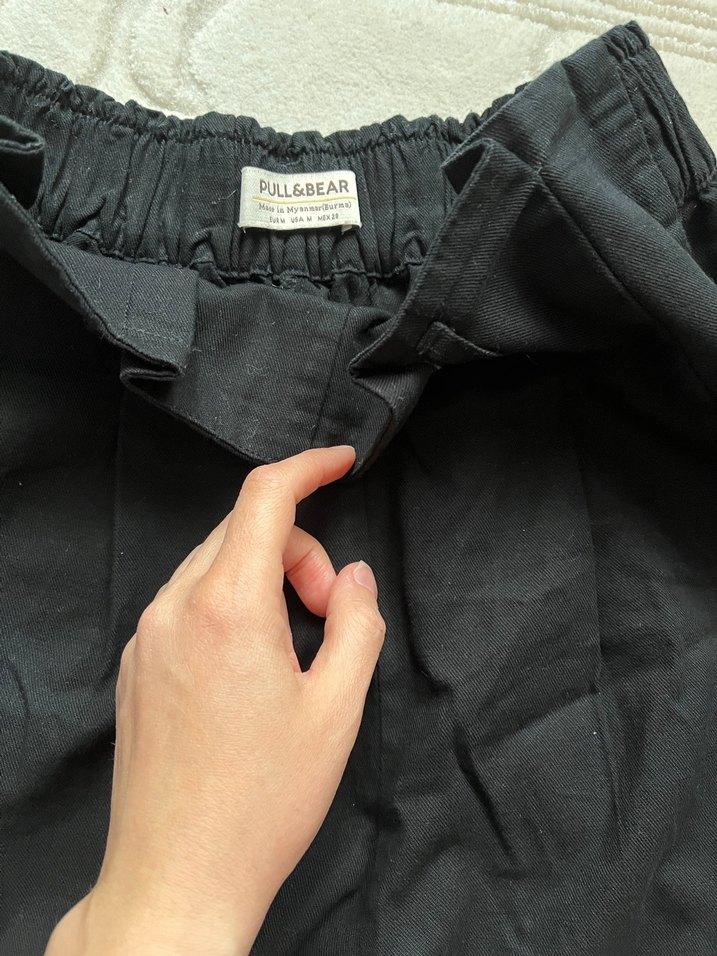 Kadın Siyah Pilili Yüksek Bel Mini Şort - Görsel 2