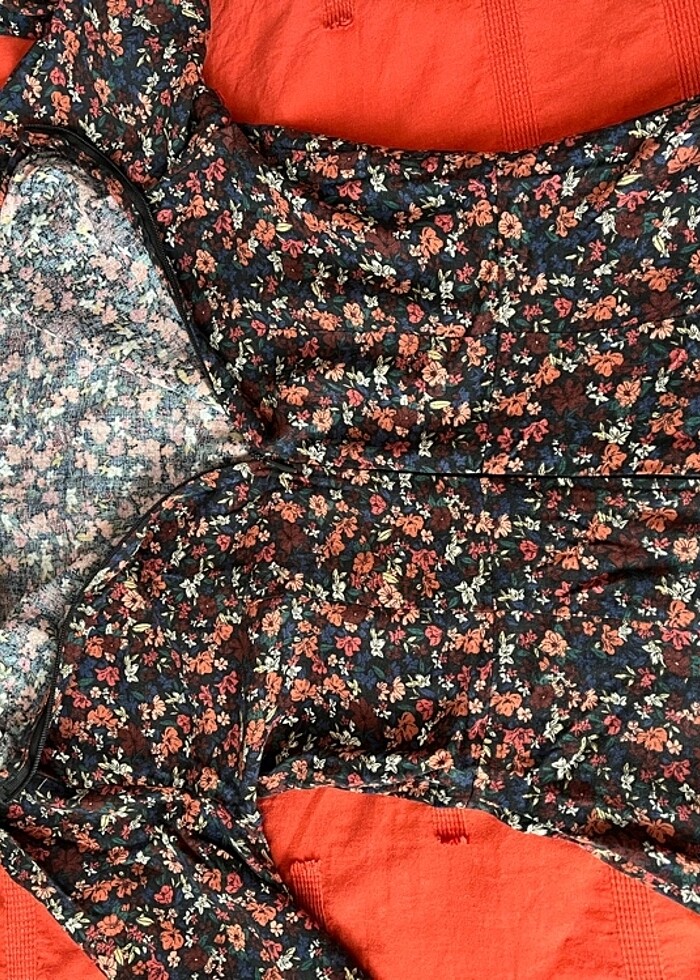 Çiçekli uzun elbise - Görsel 4