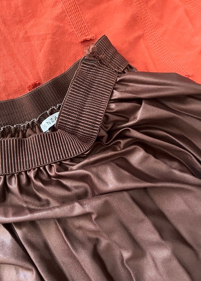 Pileli midi etek - Görsel 4