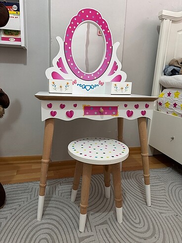 Diğer Makyaj Masası