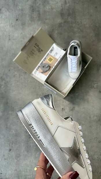 37 Beden beyaz Renk golden goose ayakkabı