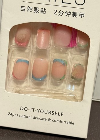 Düz veya Desenli Takma tırnaklar - Görsel 11