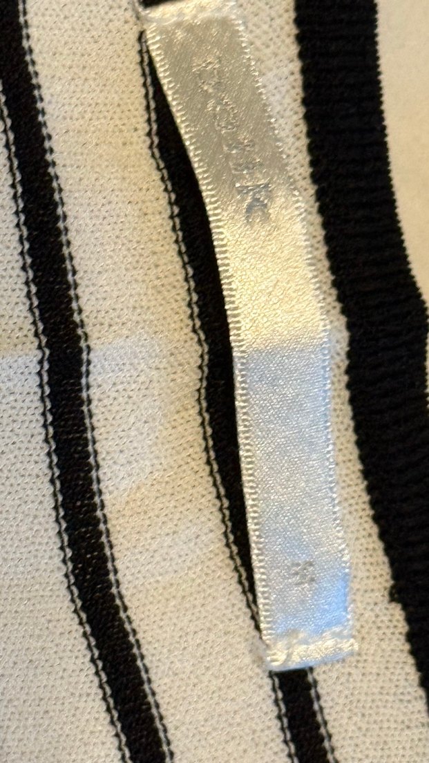 Dantel Detaylı Siyah Beyaz Çizgili Triko - Görsel 2