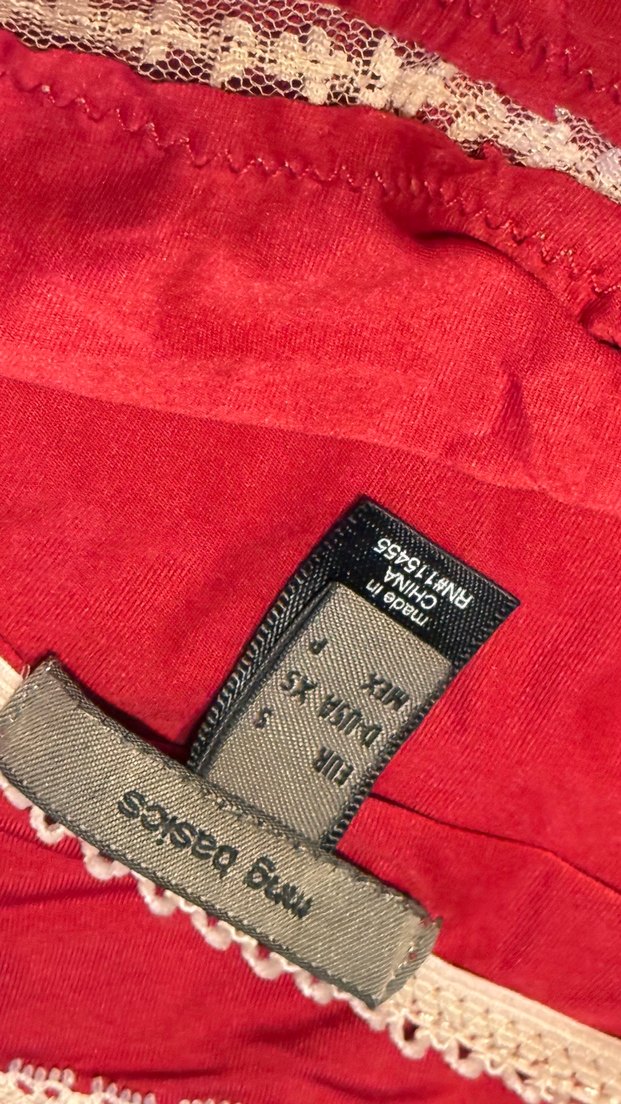 Dantel Detaylı Kırmızı V Yaka Kadın Atlet - Görsel 2