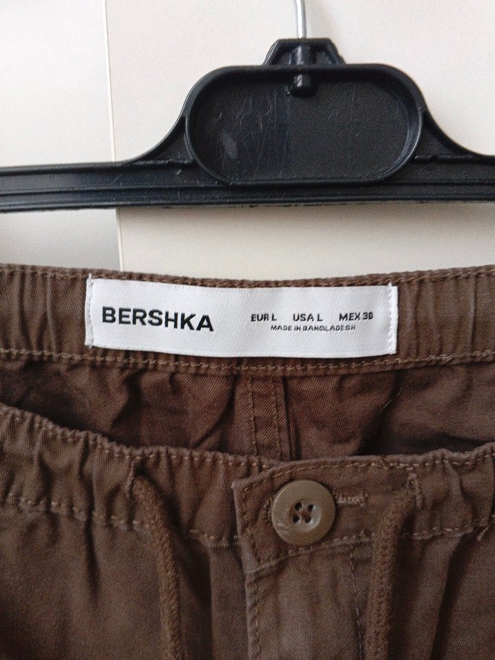 Kahverengi Keten Bol Kesim Kısa Şort - Görsel 3