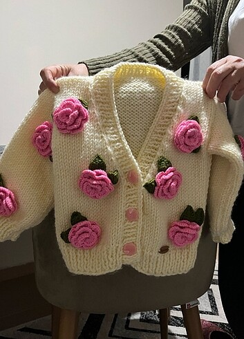 KIZ ÇOCUK HIRKA
