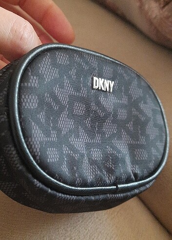 SATILDI(DOLAP@md6080).orjinal DKNY mini cüzdan.sıfır. - Görsel 5