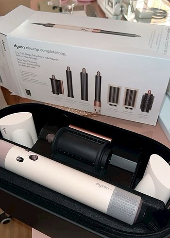 Dyson Airwrap Saç Şekillendirici Seti