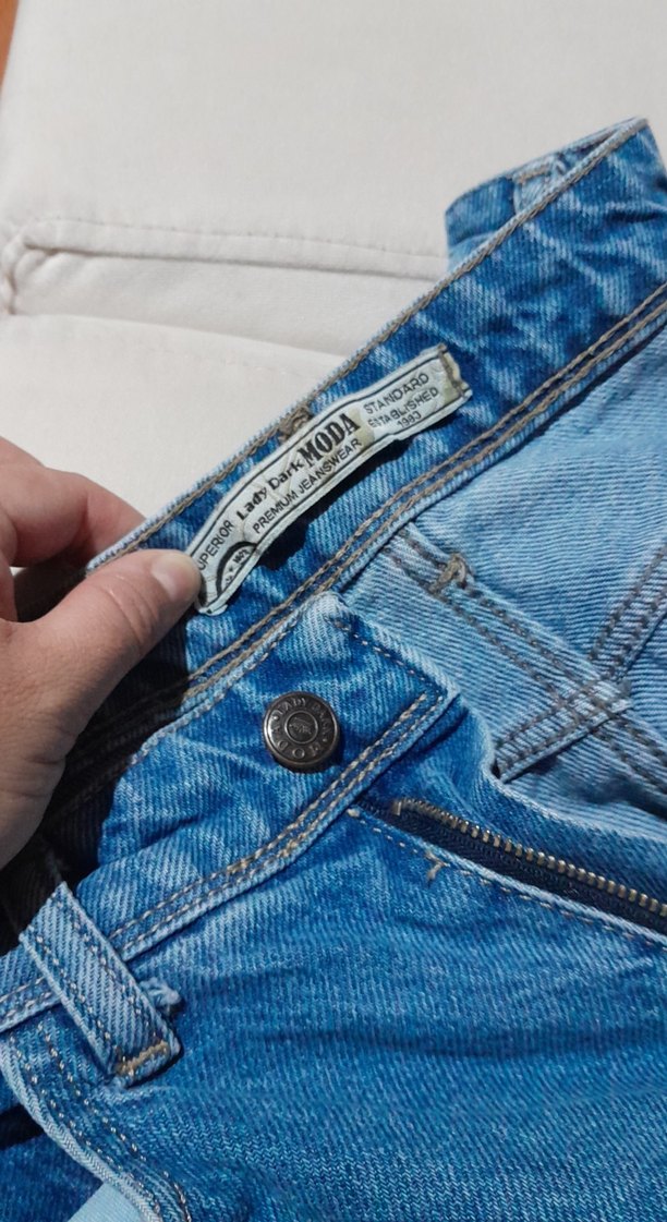 Yırtık Detaylı Mavi Midi Boy Kadın Kot Pantolon - Görsel 3