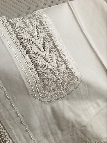 Ara Dantelli Uzun Yastık - Görsel 3