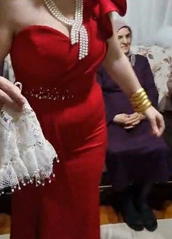 Kırmızı abiye