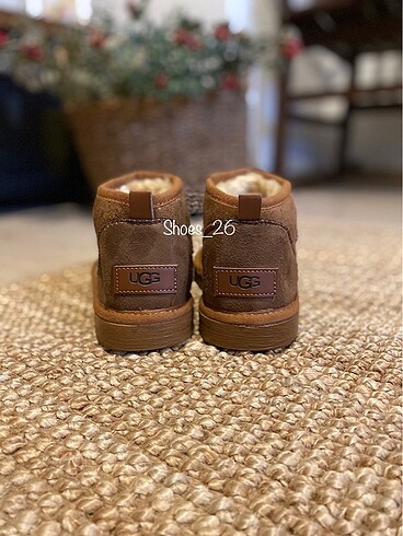 UGG ULTRA MİNİ BOT