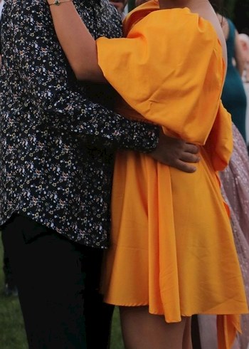 Turuncu Bağlamalı  Elbise - Görsel 2