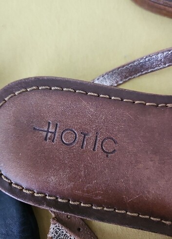 37 Beden Hotiç sandalet