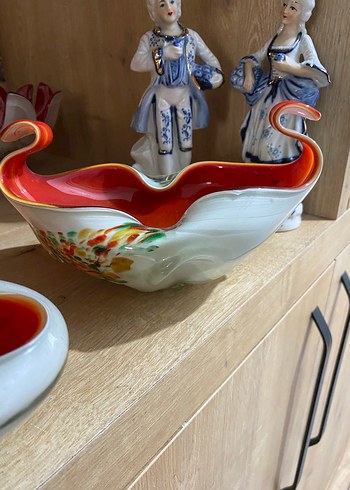 Kırmızı İç Yüzeyli Dekoratif Kuğu Figürlü Kase - Görsel 5