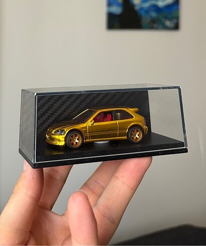 2 hotwheels araba