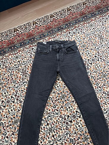 Mavi marka jean